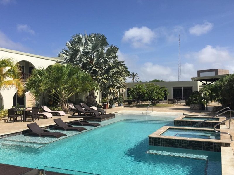 Voco Surfside Aruba By Ihg 19