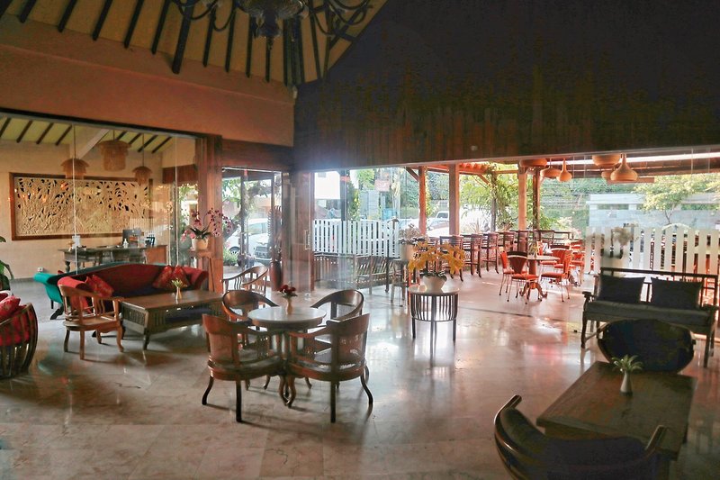 Parigata Villas Resort 7