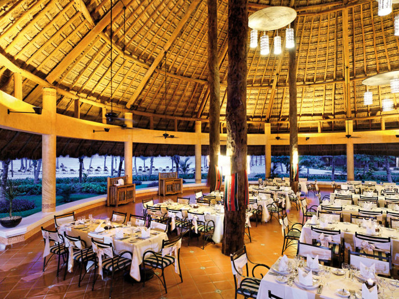 Barcelo Maya Grand Resort 19