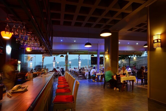 Maris Beach Hotel 13