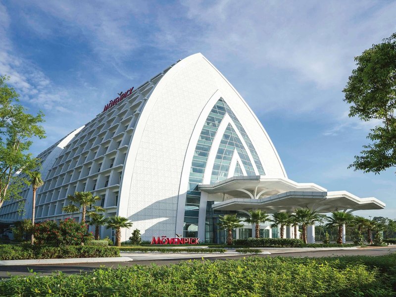 Mövenpick Hotel & Convention Centre KLIA 2