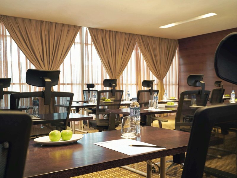 Mövenpick Hotel & Convention Centre KLIA 12