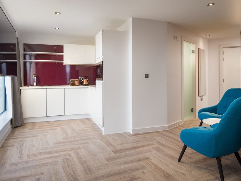 Roomzzz London Stratford 8