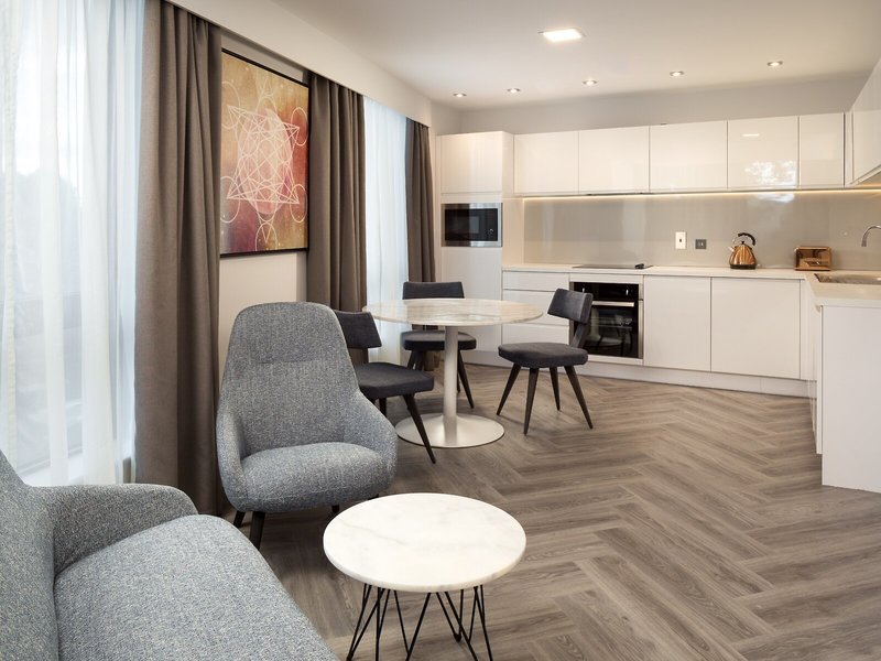 Roomzzz London Stratford 9