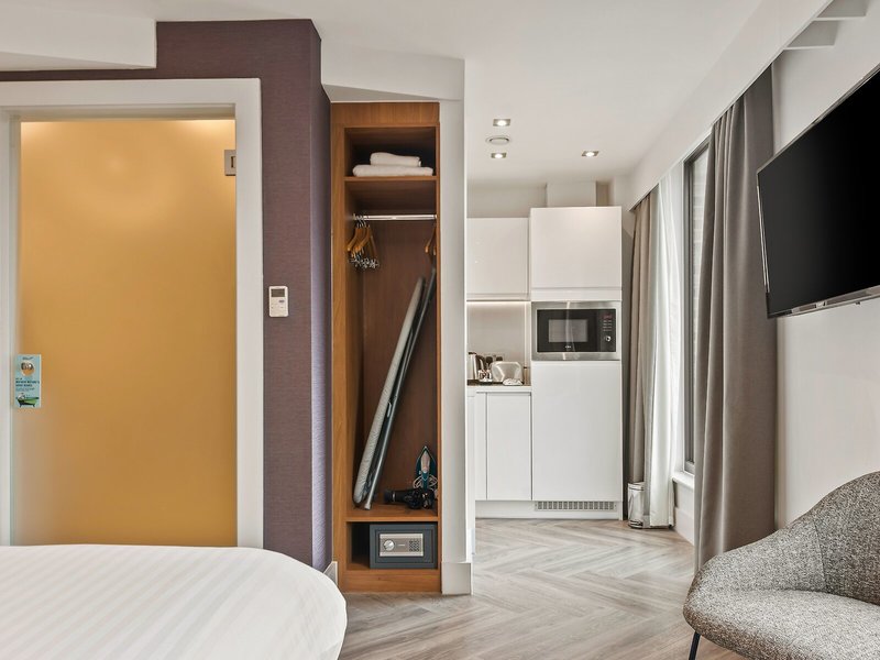 Roomzzz London Stratford 22