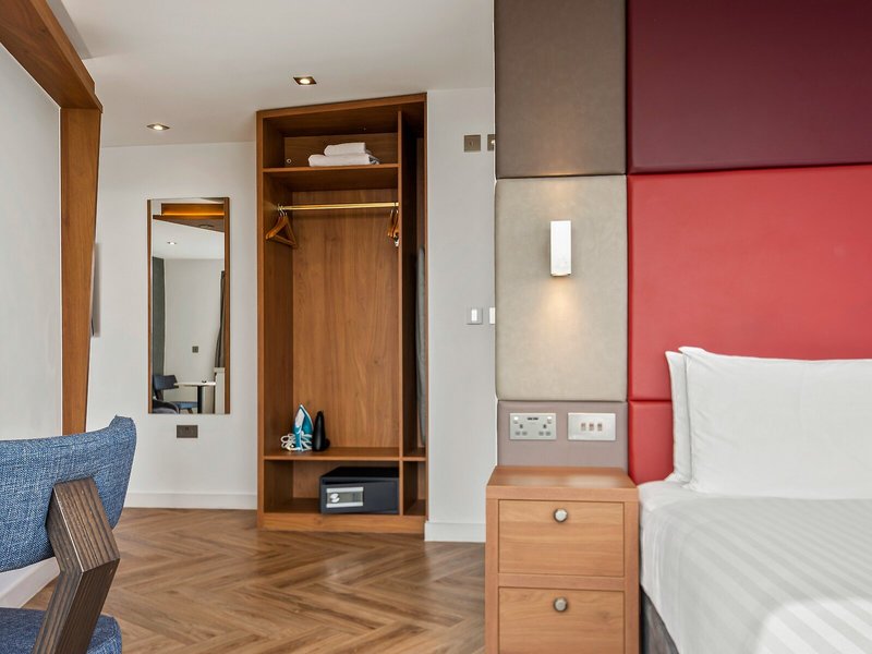 Roomzzz London Stratford 39