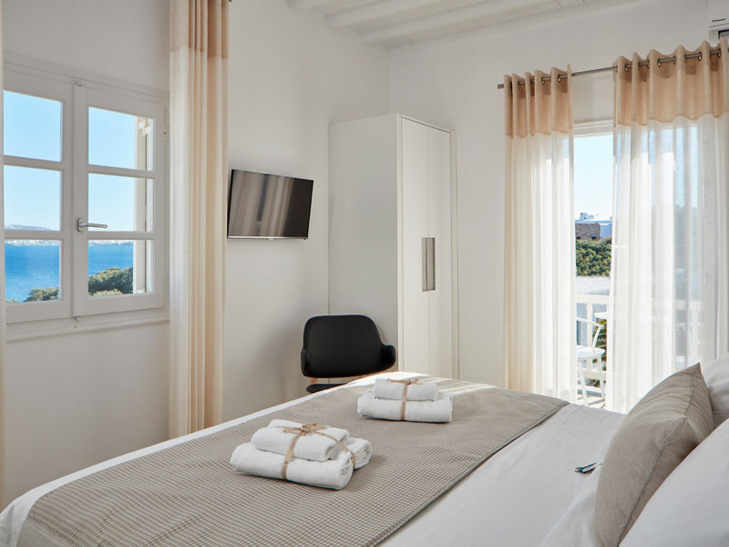 Mykonos Princess 47