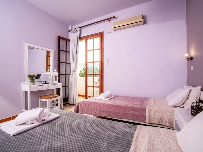 Alexandra Apartments 20