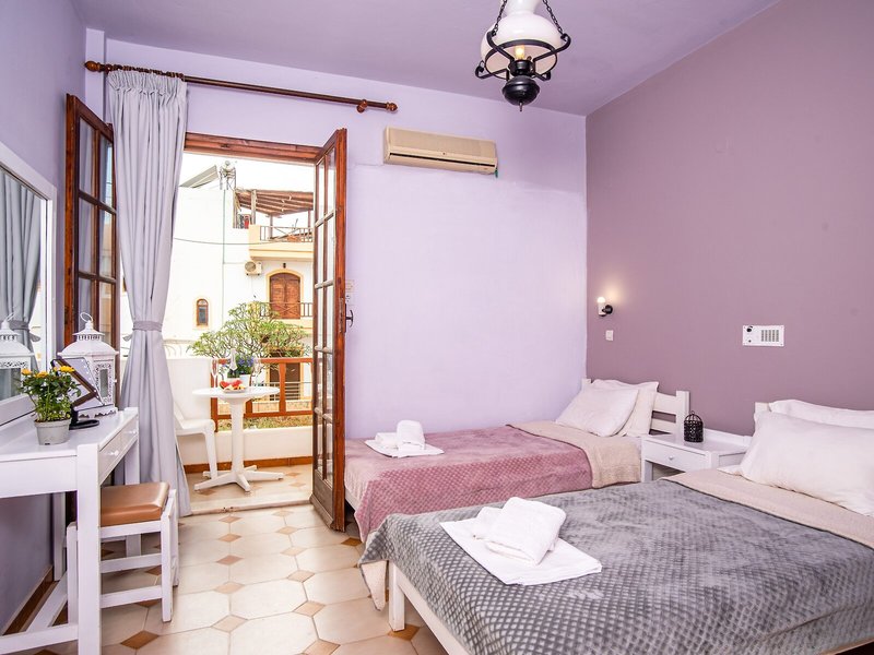 Alexandra Apartments 22