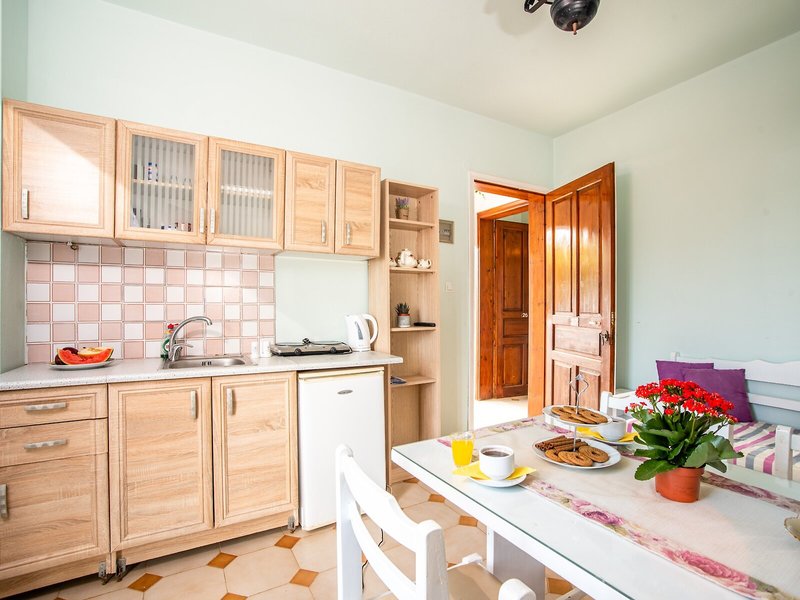 Alexandra Apartments 34