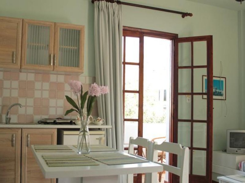 Alexandra Apartments 43