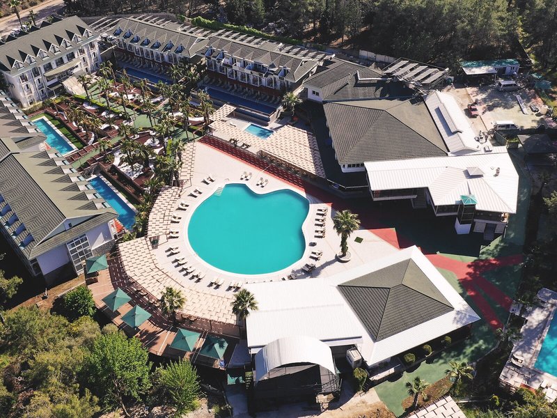 Green Forest Holiday Village 12