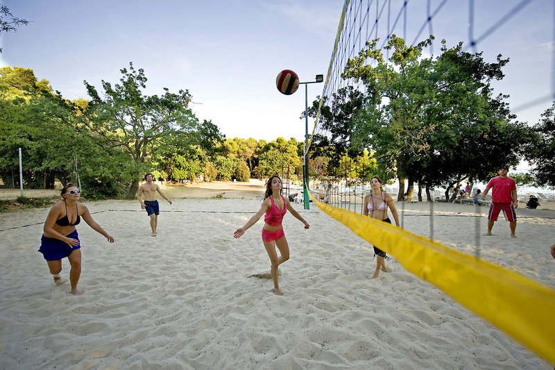 Pine Beach Pakostane 12