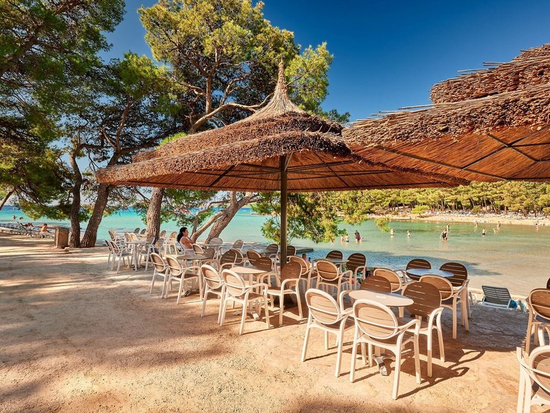Pine Beach Pakostane Adriatic Eco Resort 8