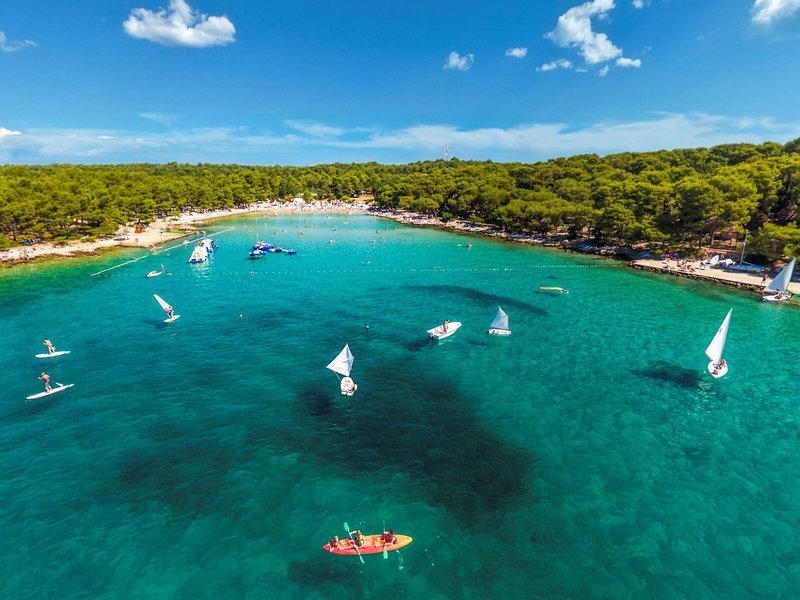 Pine Beach Pakostane Adriatic Eco Resort 10