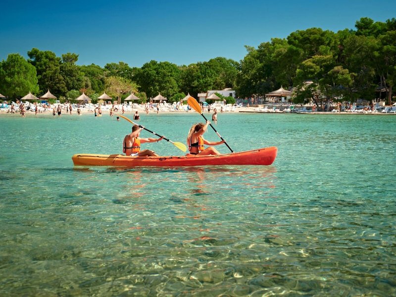 Pine Beach Pakostane Adriatic Eco Resort 24