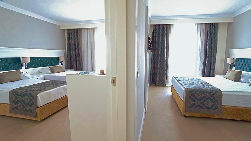 Dream World Palace 16