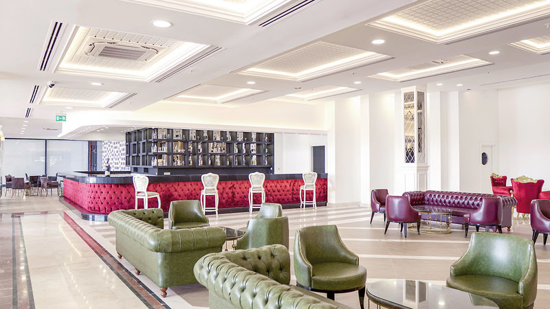 Dream World Palace 24