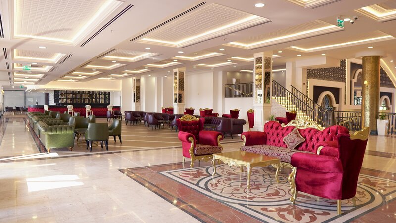 Dream World Palace 111