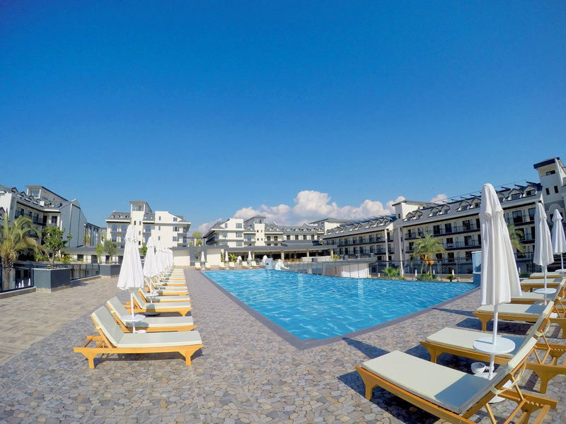 Dream World Palace 3