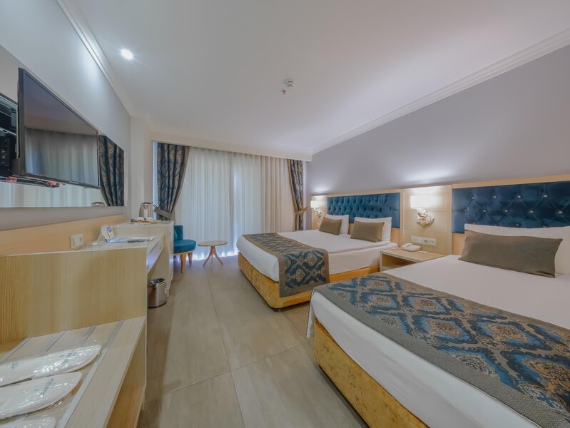 Dream World Palace 95