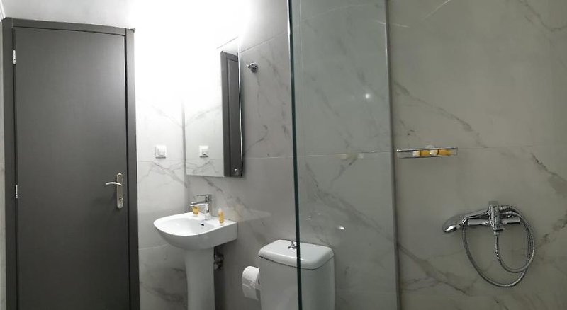 Blue Bay Suites 1 - Bathroom Example