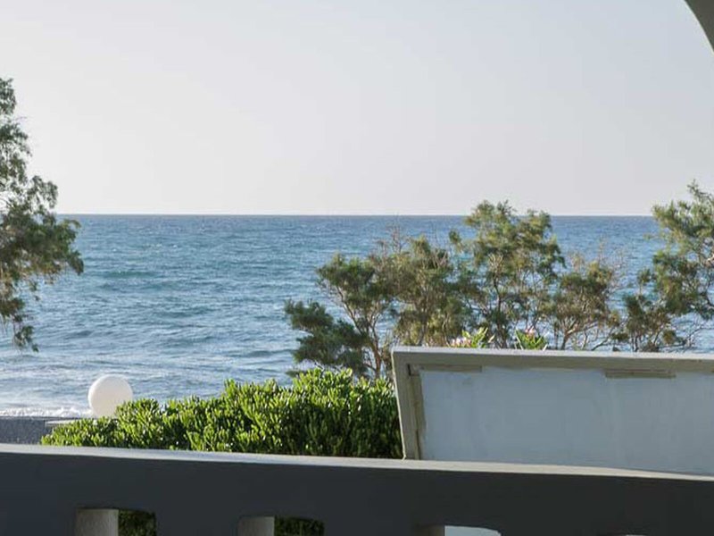 Irene Beach Apartments 3