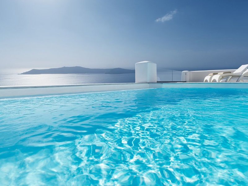 Tholos Resort 18
