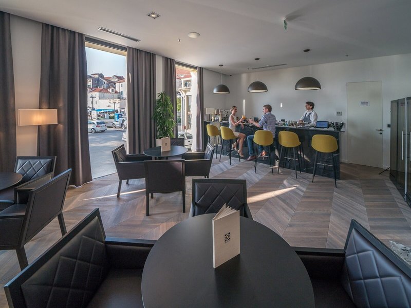 Bellevue Hotel 32