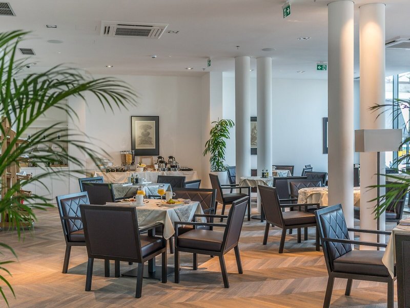 Bellevue Hotel 34