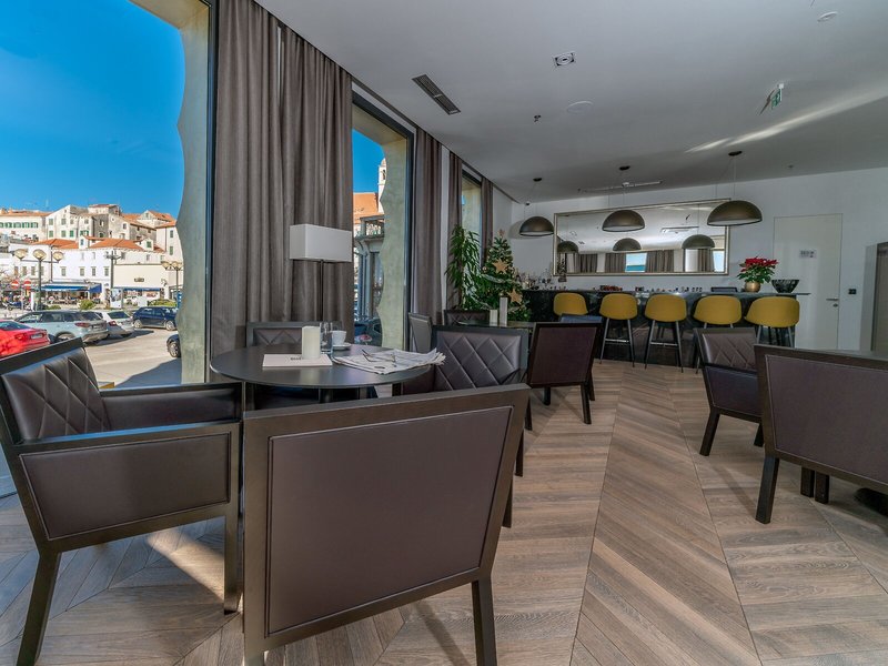 Bellevue Hotel 35