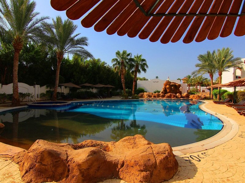 Coral Hills Resort 9