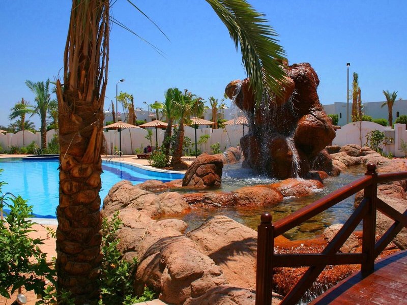 Coral Hills Resort 11