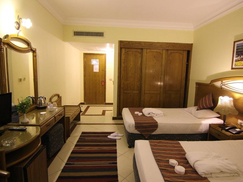 Coral Hills Resort 33