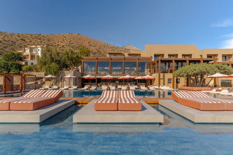 Innside Elounda 10