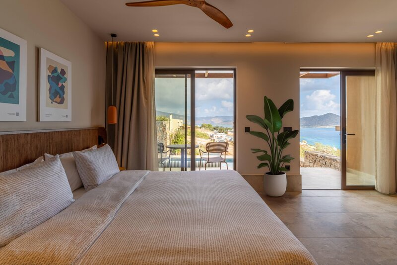 Innside Elounda 100