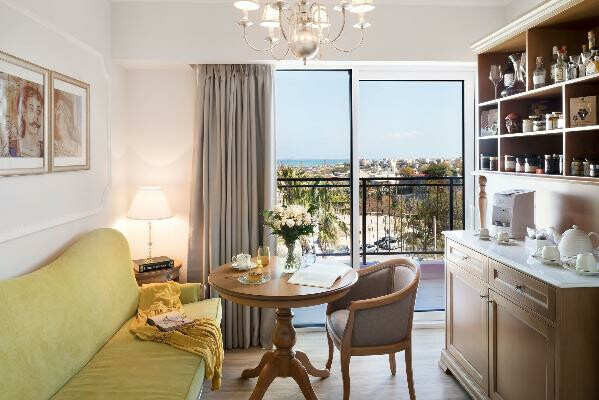 Legacy Gastro Suites 8