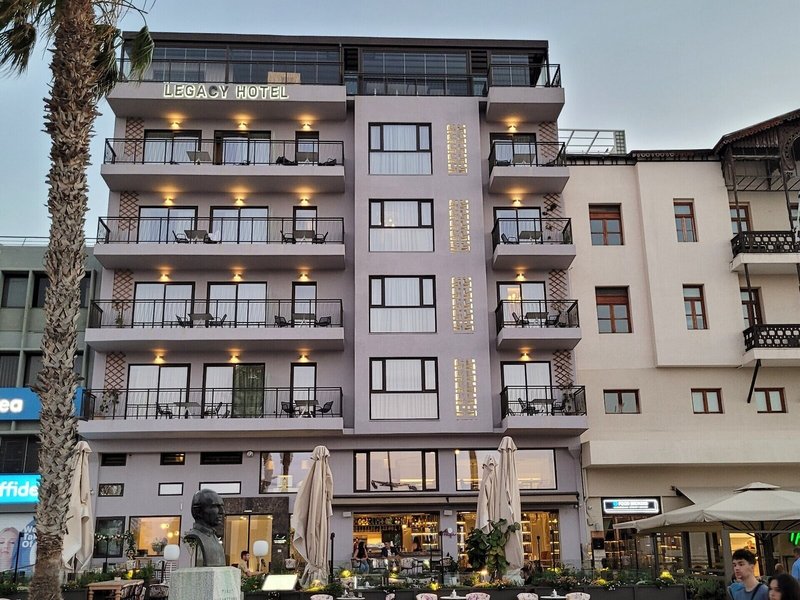 Legacy Gastro Suites 3