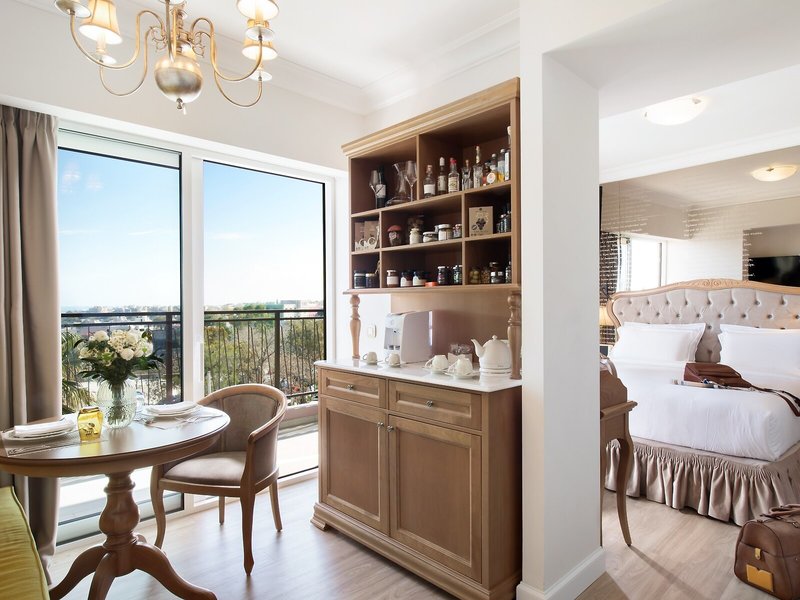 Legacy Gastro Suites 31