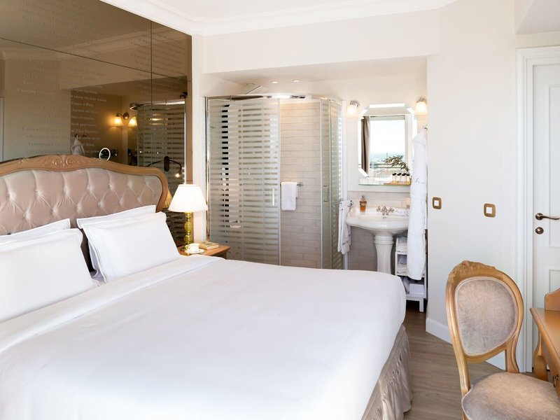 Legacy Gastro Suites 37