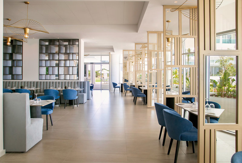 Nissiblu Beach Resort 12