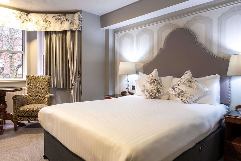 Malone Lodge Hotel & Apartments 4