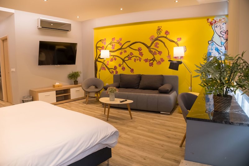 Connect Apartments 3