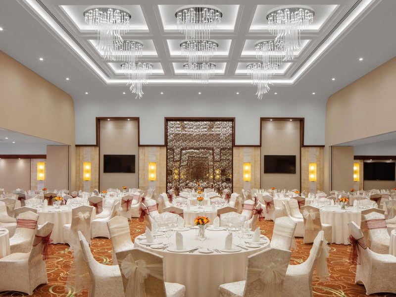 Grand Millennium Business Bay 11