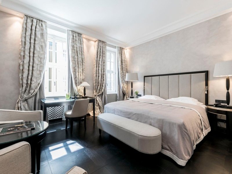 Bayerischer Hof München 36