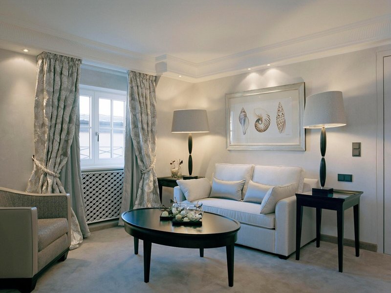 Bayerischer Hof München 42