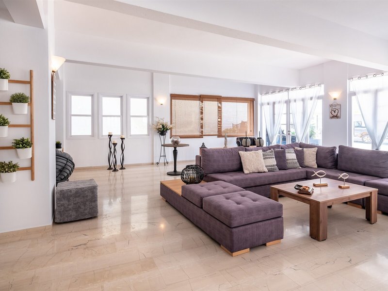 Pasiphae Hotel 6 - Lounge / Lobby