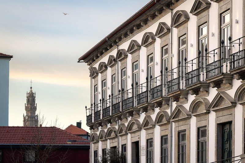 Condes de Azevedo Palace 2