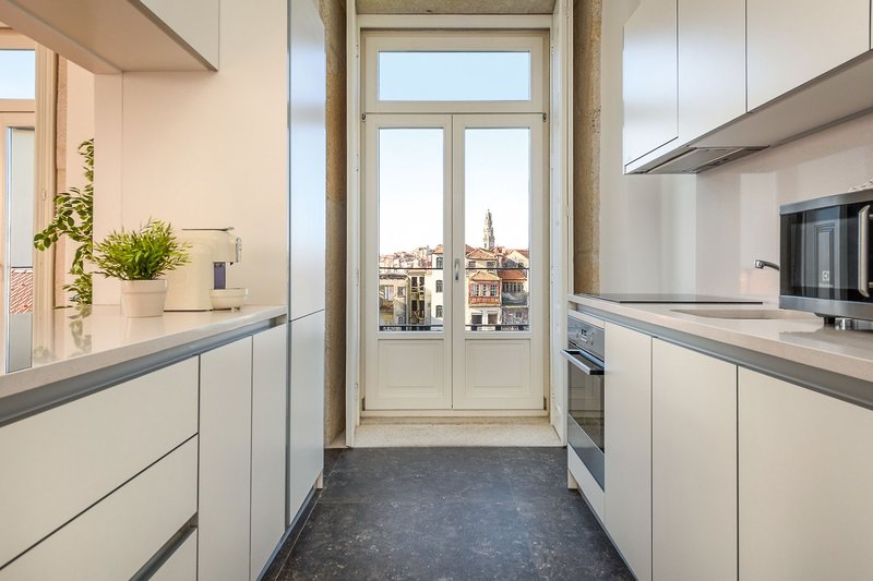 Condes de Azevedo Palace 28