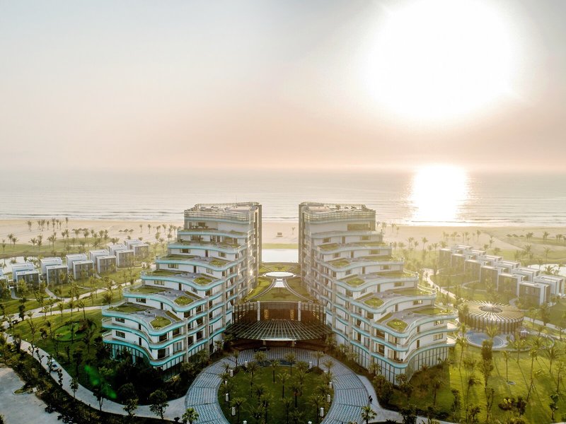 Vinpearl Resort & Golf Nam Hoi An 2